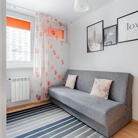 Grzybowska Str Center