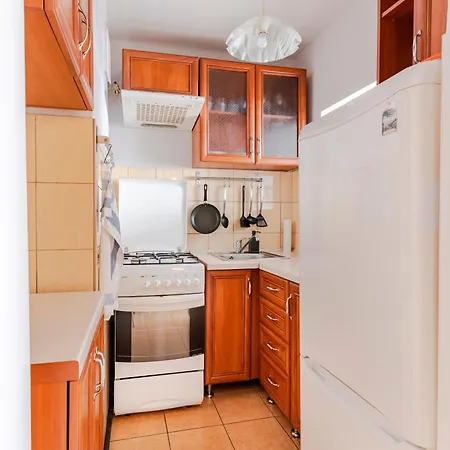 Grzybowska Str Center Варшава