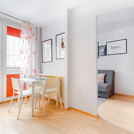 Grzybowska Str Center Apartment *